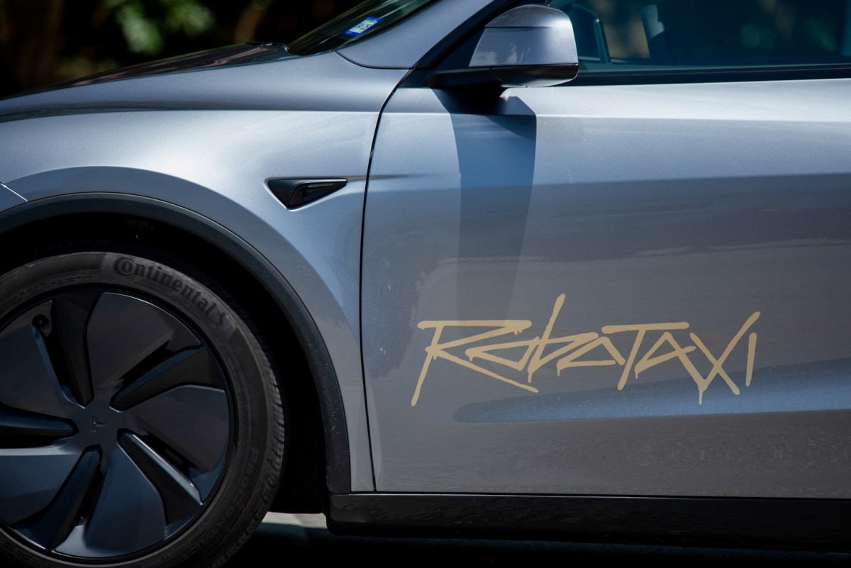 เนวาดาไฟเขียวให้ Tesla, Uber และ Waymo เปิดให้บริการ robotaxi เป็นพันคันในคลาร์กเคาน์ตี้
