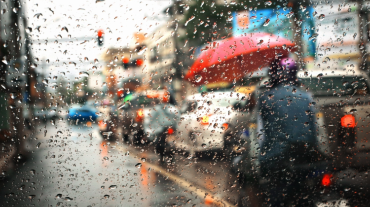 เช็กพื้นที่ 60 จังหวัด เสี่ยงพายุฤดูร้อน ฝนฟ้าคะนอง ลมแรง ช่วง 23-25 ก.พ. 2569