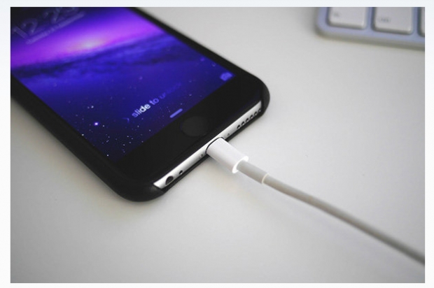 การใช้งานสายชาร์จ iPhone แบบไหน ไม่ให้ขาดง่าย
