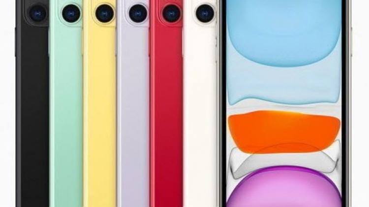 ผู้ถือหุ้นรายใหญ่ของ Apple เปิดเผยว่าเขาเพิ่งจะเปลี่ยนมาใช้ iPhone เป็นครั้งแรก