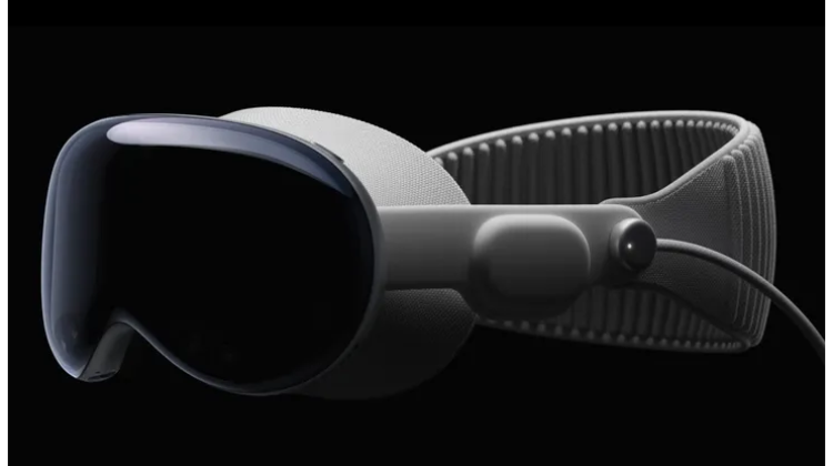 Zeiss เตรียมเปิดตัวเลนส์เสริมให้กับ Apple Vision Pro