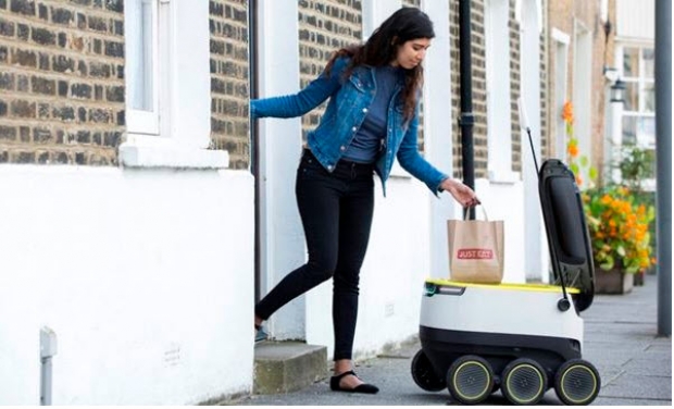 ยุโรปเปิดตัวหุ่นยนต์ส่งอาหารแบบเดลิเวอรี่
