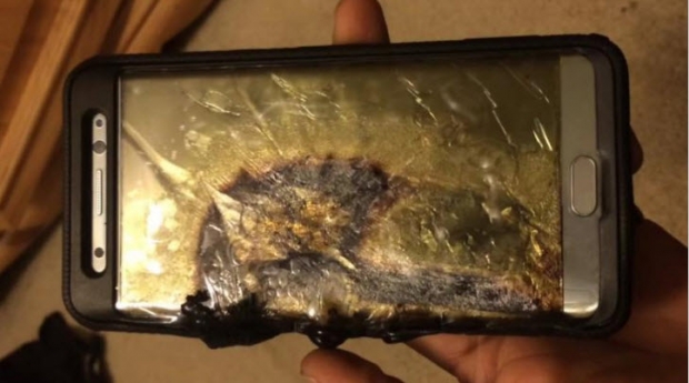 สาเหตุที่ทำให้ Galaxy Note 7 ระเบิด