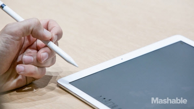  Apple Pencil จะใช้ได้กับ iPad Pro เท่านั้น 