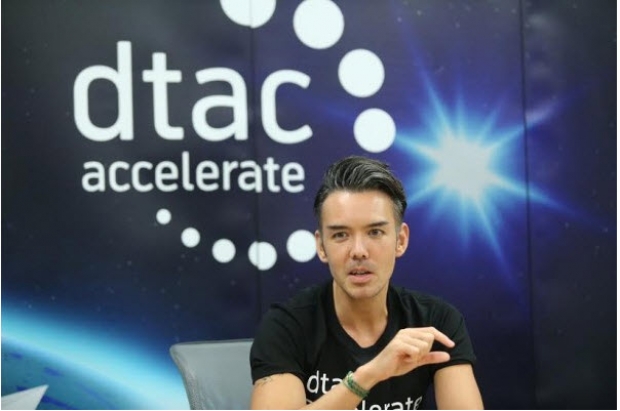 JON YOUNGFOOK MENTOR จาก DTAC ACCELERATE กับกลยุทธ GROWTH HACKING