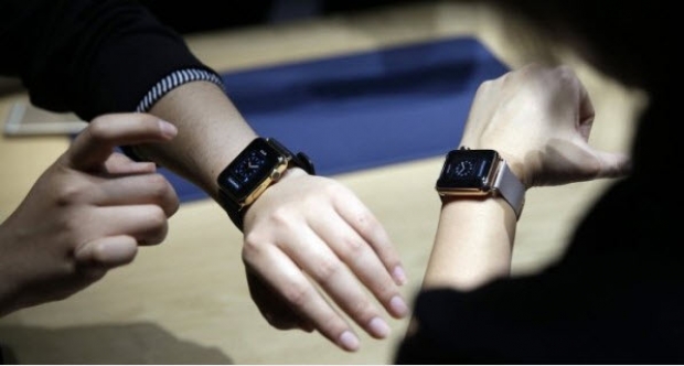 รัสเซียเป็นผู้ผลิตกระจกแซฟไฟร์รายใหญ่ให้ APPLE WATCH