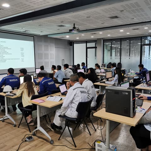 อบรม In-house ในห้องแล็บคอมพิวเตอร์ขององค์กร